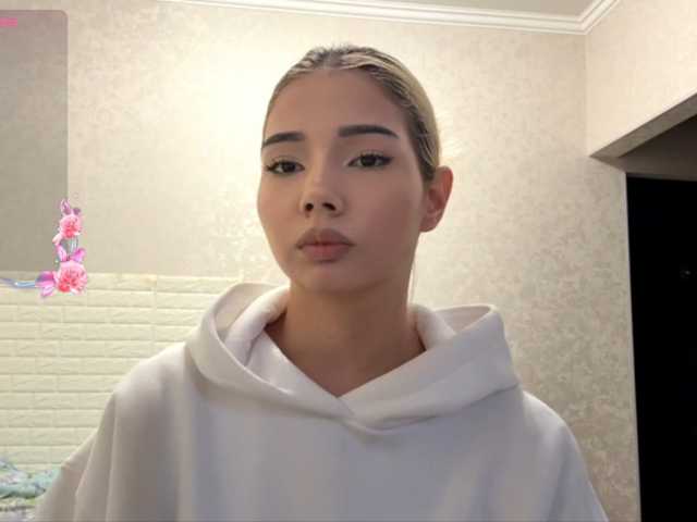 KeeshaSouthard live cam on BongaCams