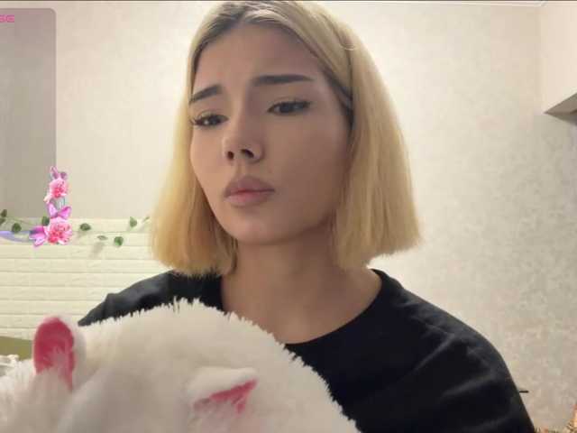 KeeshaSouthard live cam on BongaCams