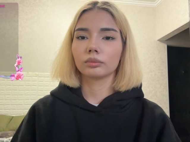KeeshaSouthard live cam on BongaCams