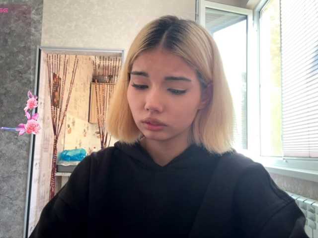 KeeshaSouthard live cam on BongaCams