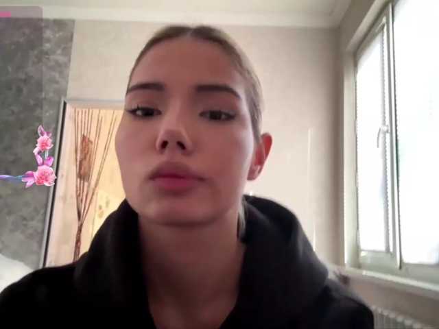 KeeshaSouthard live cam on BongaCams