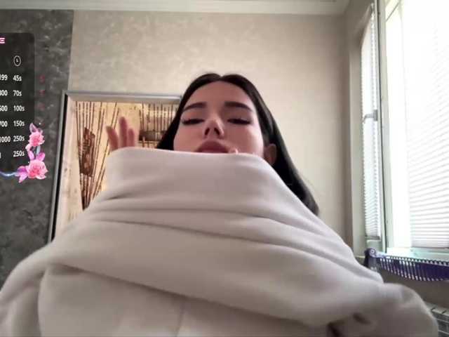 KeeshaSouthard live cam on BongaCams