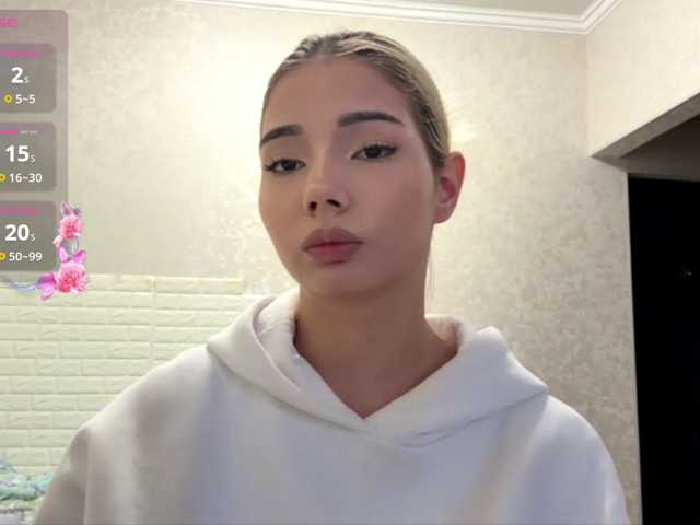 KeeshaSouthard live cam on BongaCams