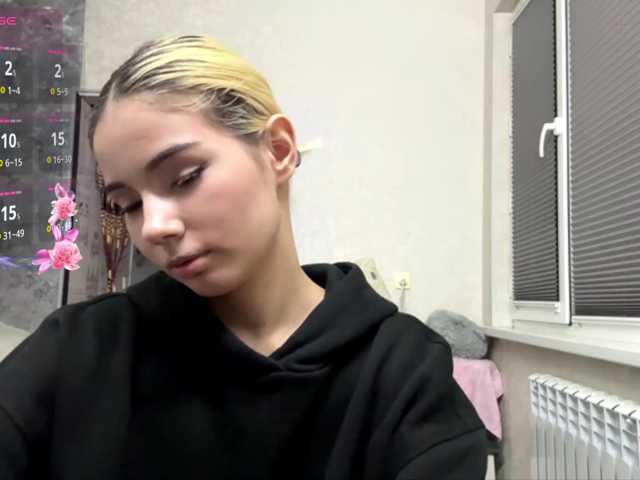 KeeshaSouthard live cam on BongaCams