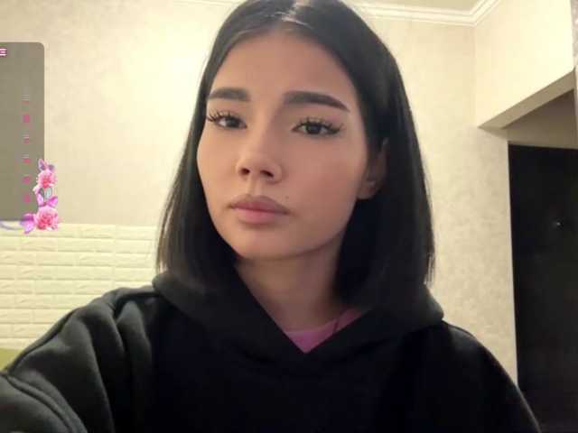 KeeshaSouthard live cam on BongaCams