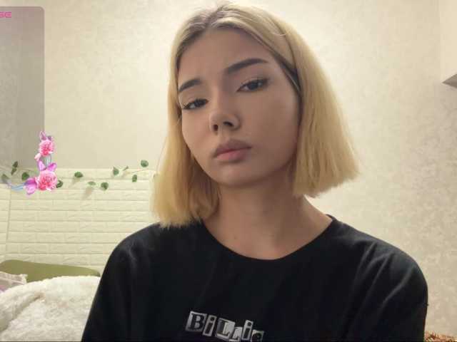 KeeshaSouthard live cam on BongaCams