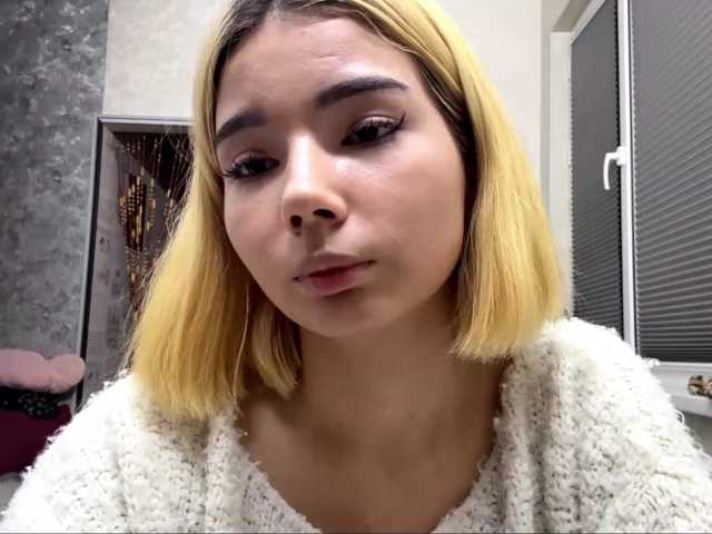 KeeshaSouthard live cam on BongaCams