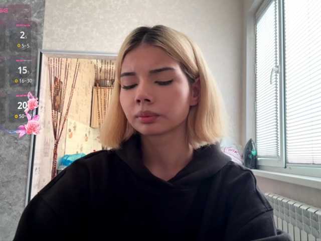 KeeshaSouthard live cam on BongaCams