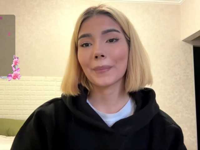 KeeshaSouthard live cam on BongaCams