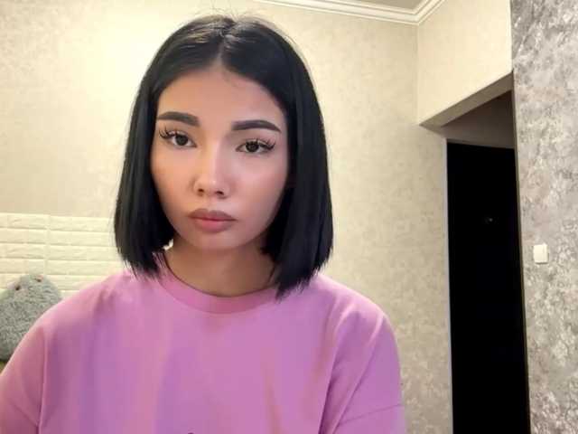 KeeshaSouthard live cam on BongaCams
