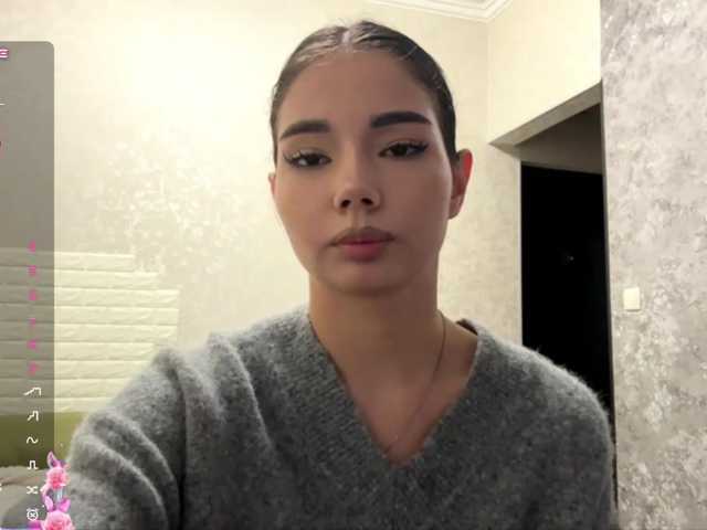 KeeshaSouthard live cam on BongaCams