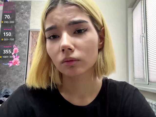 KeeshaSouthard live cam on BongaCams