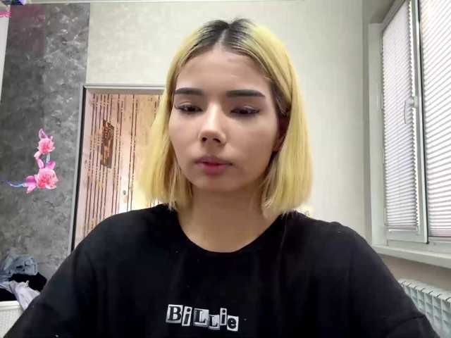 KeeshaSouthard live cam on BongaCams
