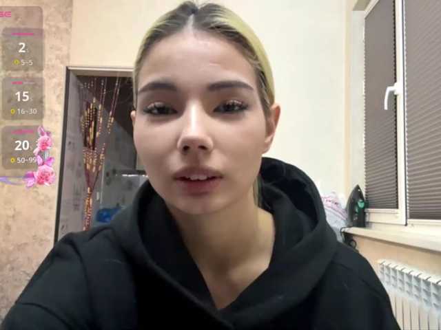 KeeshaSouthard live cam on BongaCams