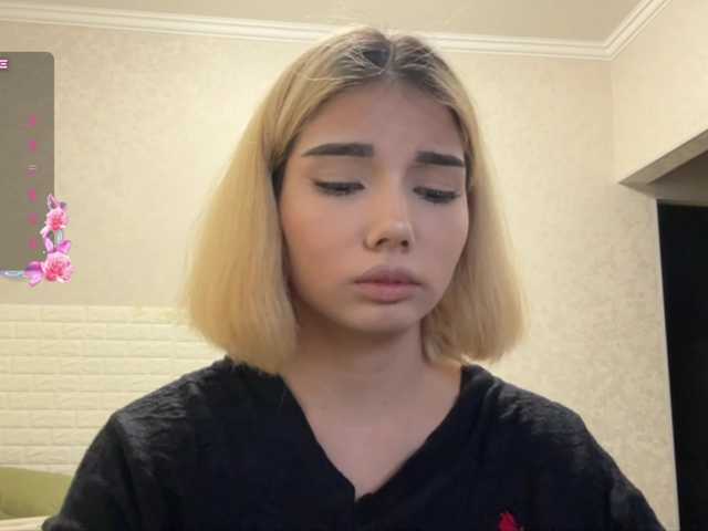 KeeshaSouthard live cam on BongaCams