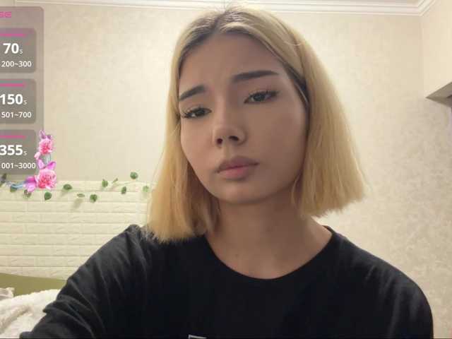 KeeshaSouthard live cam on BongaCams