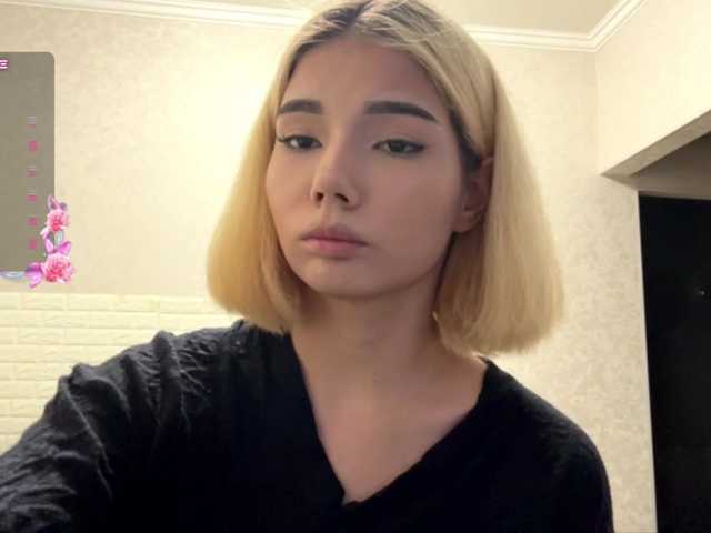 KeeshaSouthard live cam on BongaCams