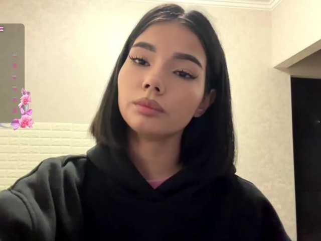 KeeshaSouthard live cam on BongaCams