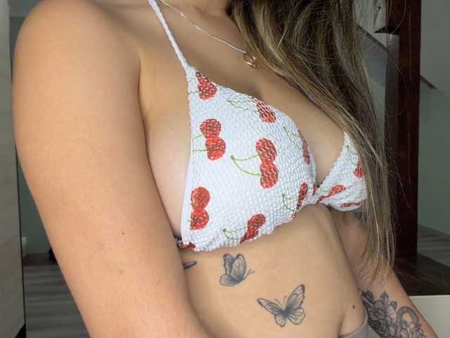 KeeshaSouthard live cam on BongaCams