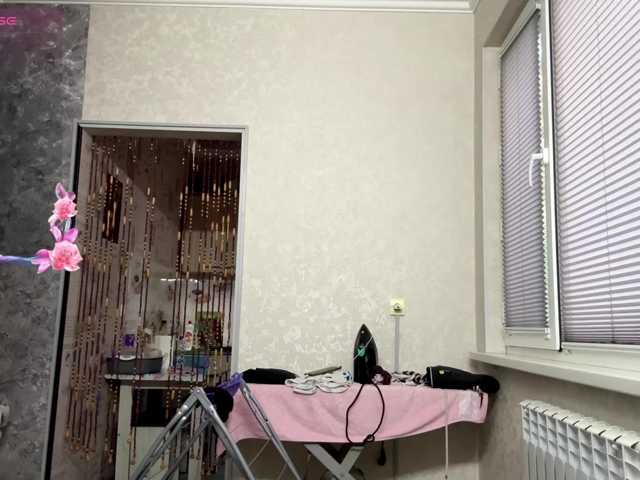 KeeshaSouthard live cam on BongaCams