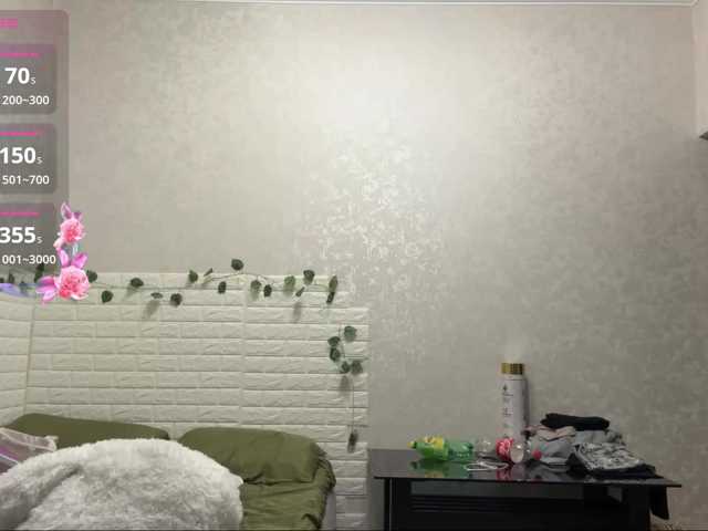 KeeshaSouthard live cam on BongaCams