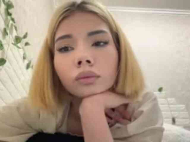 KeeshaSouthard webcam