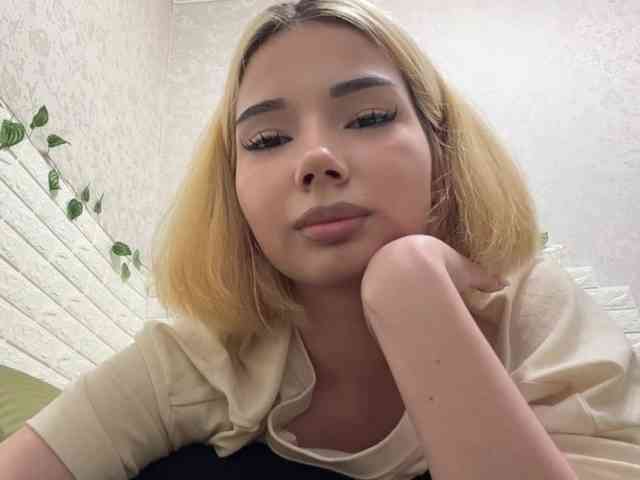 KeeshaSouthard webcam
