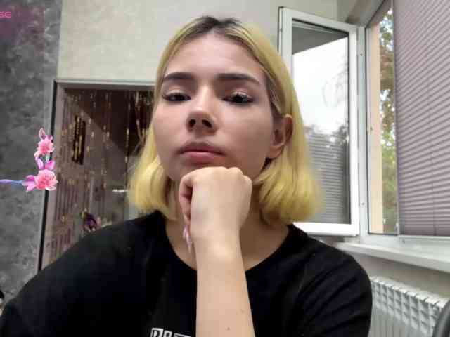 KeeshaSouthard webcam