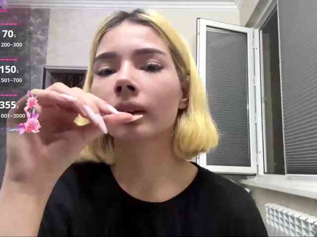 KeeshaSouthard webcam