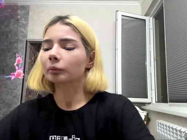 KeeshaSouthard webcam