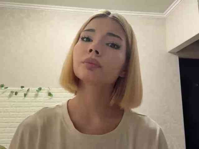 KeeshaSouthard webcam