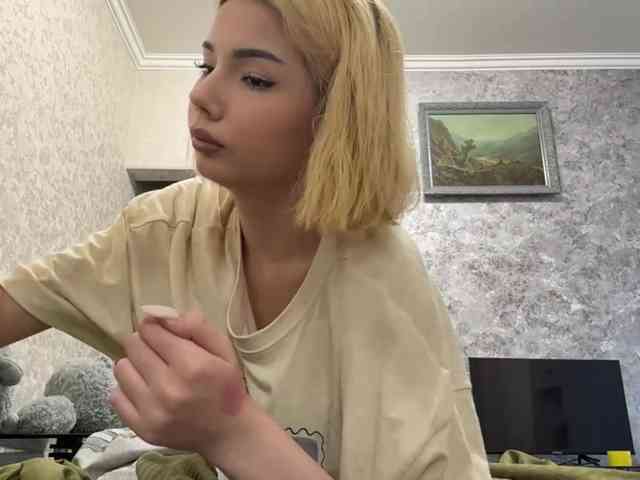 KeeshaSouthard webcam