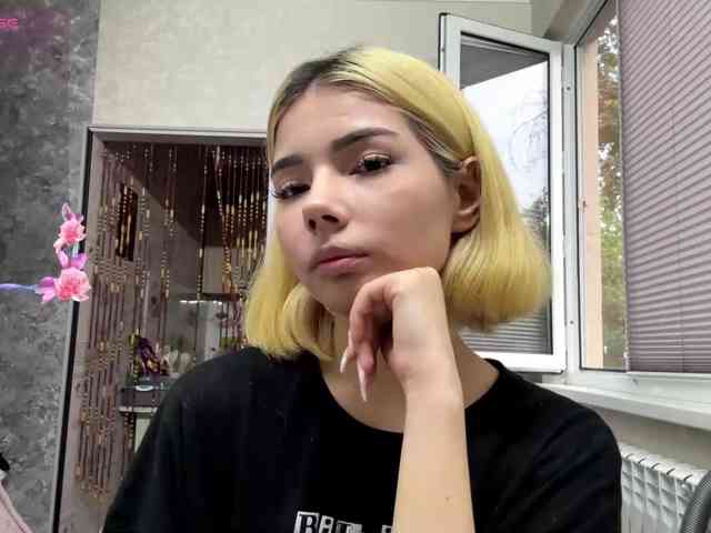 KeeshaSouthard webcam
