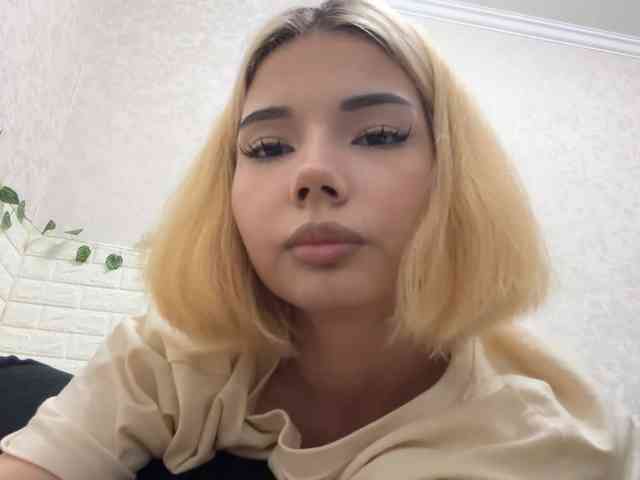 KeeshaSouthard webcam