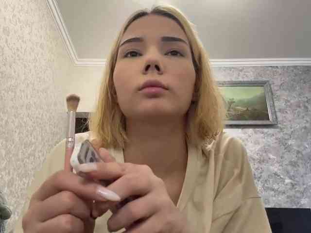 KeeshaSouthard webcam