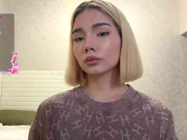 KeeshaSouthard webcam