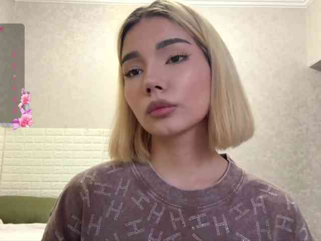 KeeshaSouthard webcam