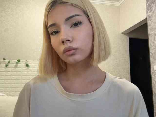 KeeshaSouthard webcam