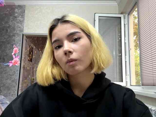 KeeshaSouthard webcam