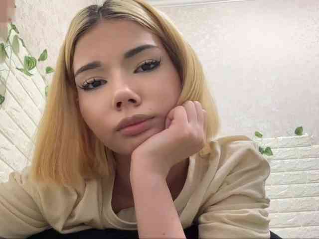 KeeshaSouthard webcam
