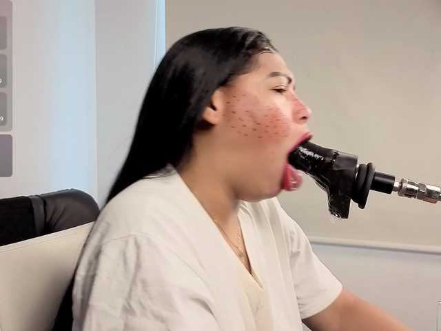 anabel693's BongaCams show and profile