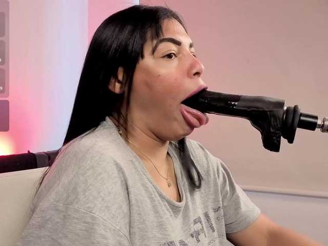 anabel693's BongaCams show and profile