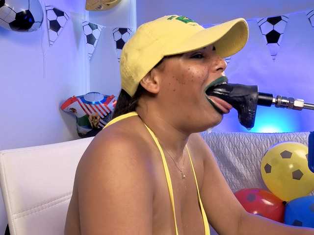 anabel693 live cam on BongaCams