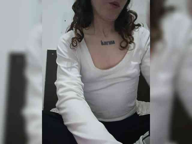 Petitginger16 webcam