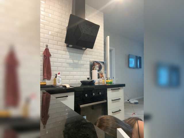 Diana1-1's BongaCams show and profile