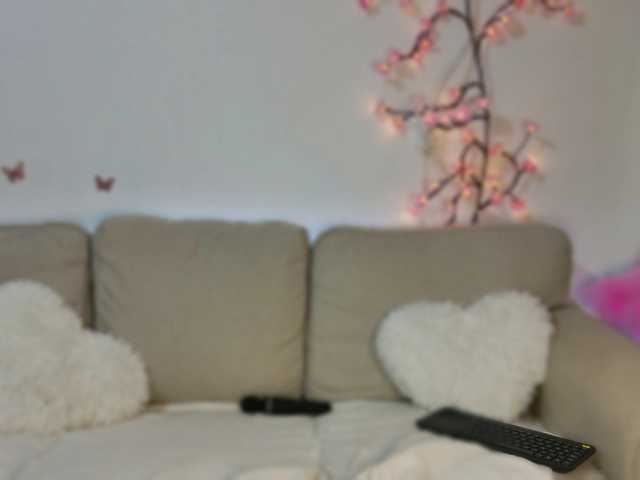 KylieElise live cam on BongaCams