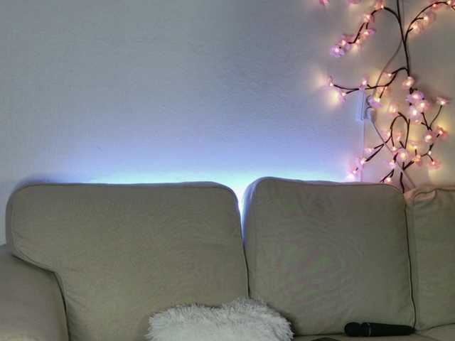 KylieElise Live Cam on BongaCams