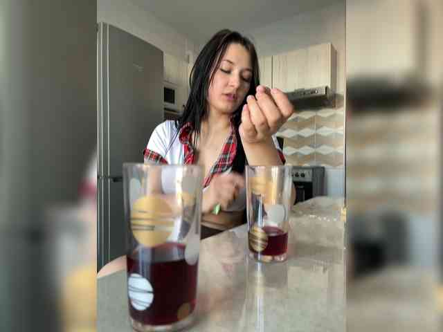 SexyRachel live show