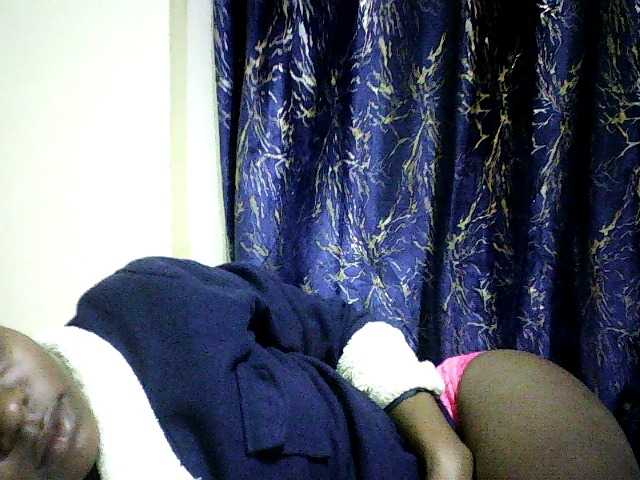 Sweetebonny live cam on BongaCams