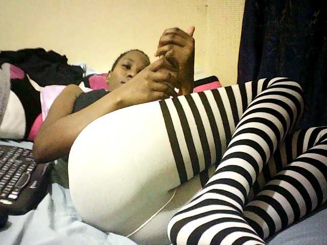 Sweetebonny live cam on BongaCams